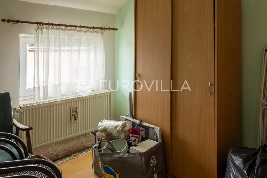Maison À vendre -  Slavonski Brod