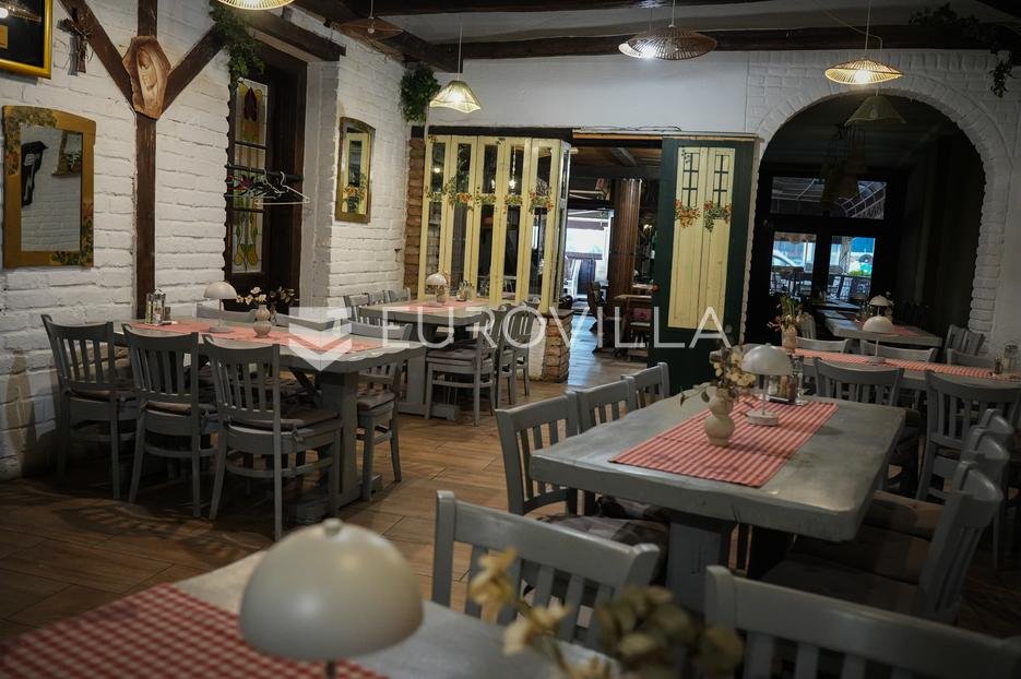 Haus Zu verkaufen - Vukovarsko-srijemska Vinkovci - foto 1/22