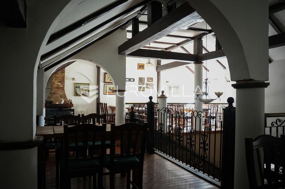 Haus Zu verkaufen - Vukovarsko-srijemska Vinkovci