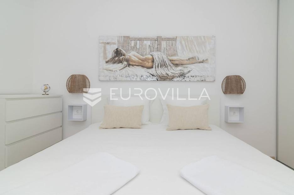 Flat For sale - Ličko-senjska Senj