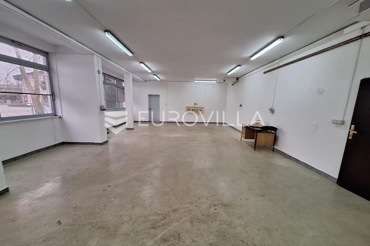 Casa in vendita 1000 m² – Rakovac
