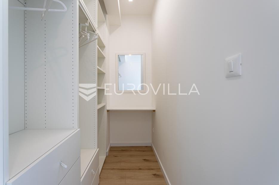 Maison À vendre - Splitsko-dalmatinska Kaštela