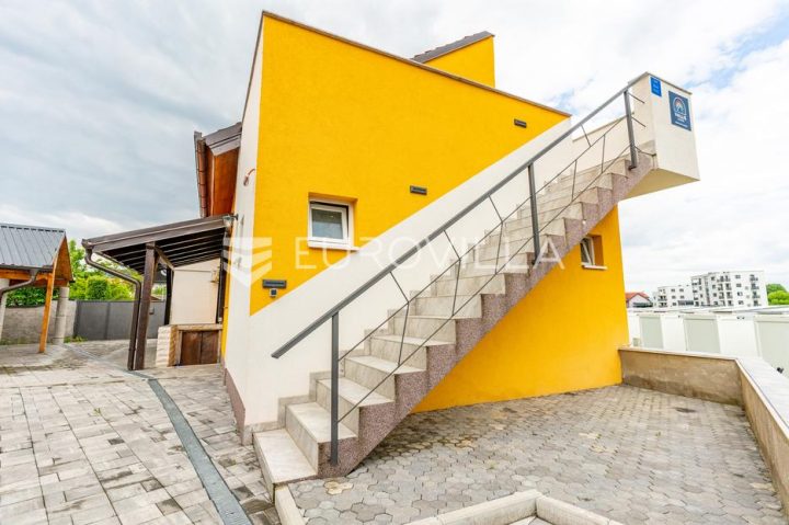 House for sale 123 m² – Centar