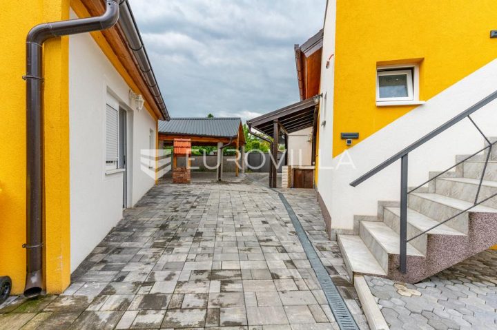Haus Zu verkaufen - Požeško-slavonska Požega - foto 2/40