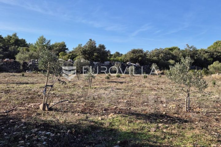 Działka na sprzedaż 2653 m² – Gornje Selo
