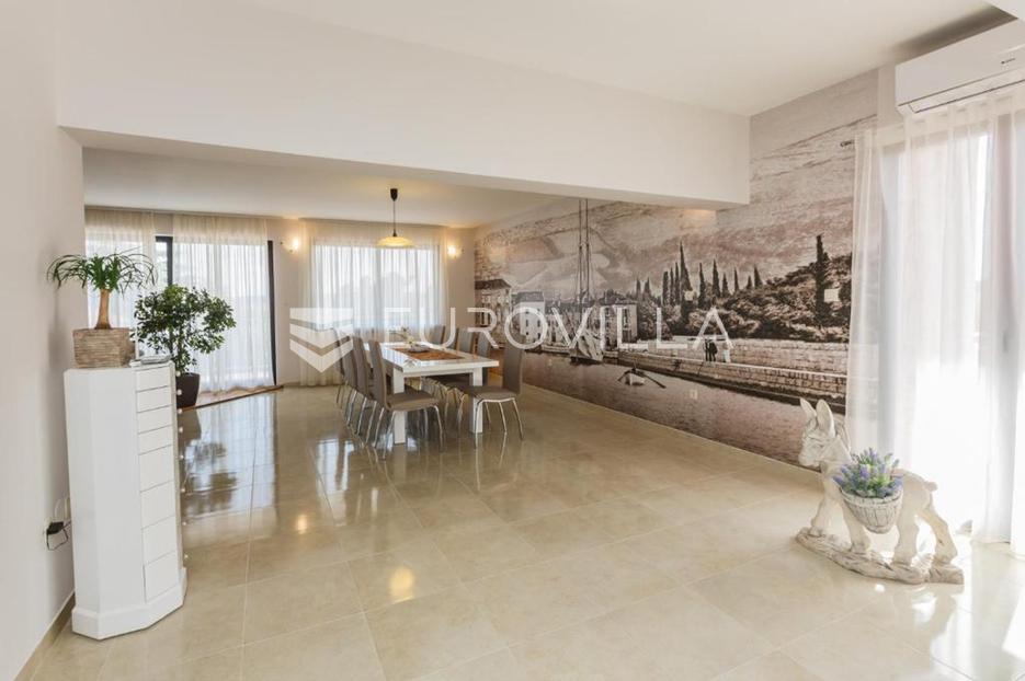 Maison À vendre -  Kaštela