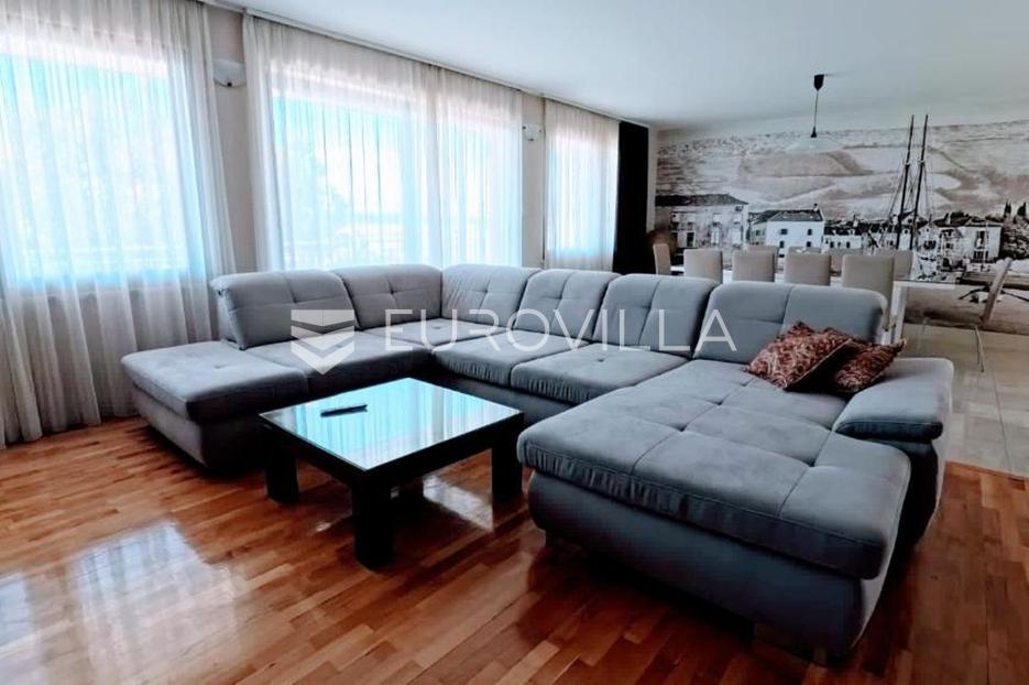 Maison À vendre -  Kaštela