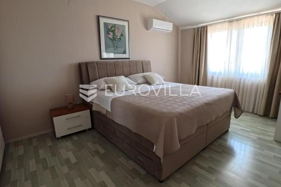 Maison À vendre -  Kaštela