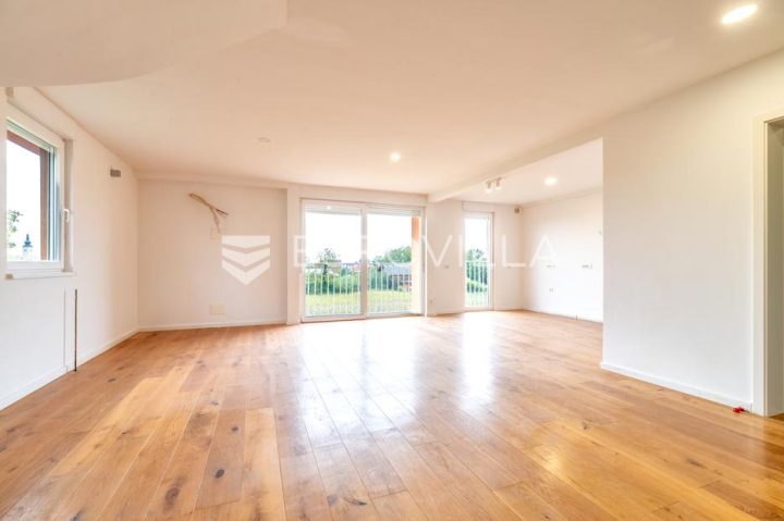 Flat for sale 190 m² – Odra