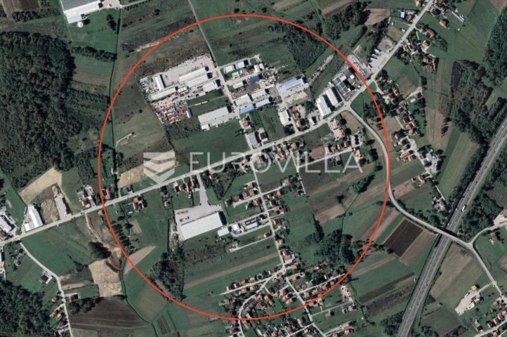 Działka na sprzedaż 2414 m² – Kerestinec