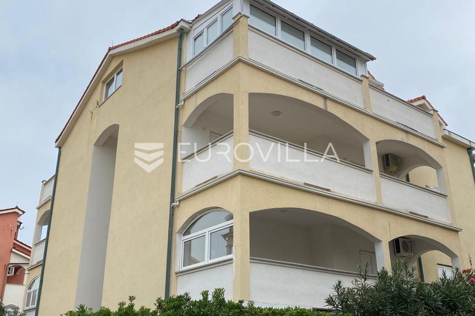 Apartmán Na prodej -  Novalja