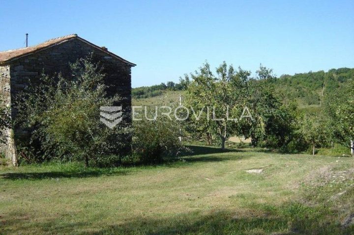 Pozemek na prodej 16637 m² – Novaki Motovunski