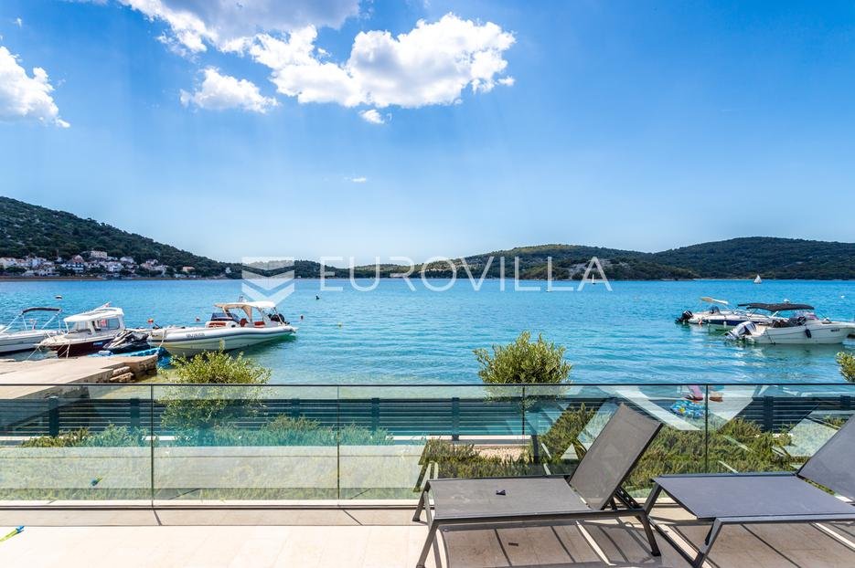 House For sale - Šibensko-kninska Tisno