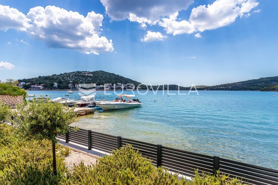 House For sale - Šibensko-kninska Tisno