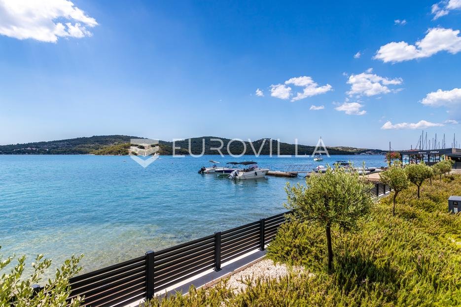 House For sale - Šibensko-kninska Tisno