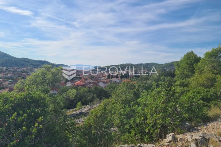 Zemljište na prodaju 725 m² – Vela Luka
