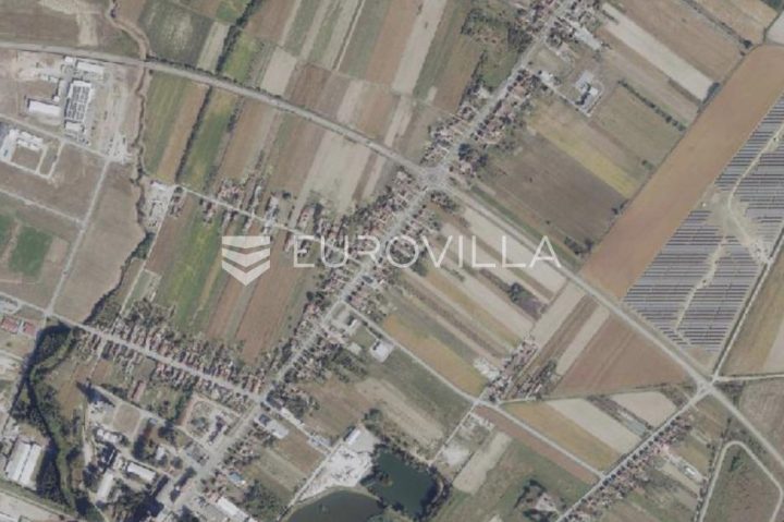 Terrain à vendre 5404 m² – Slatina