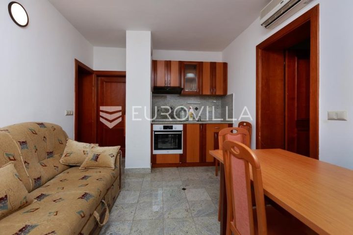 Apartmán Na prodej - Primorsko-goranska Krk - foto 2/9