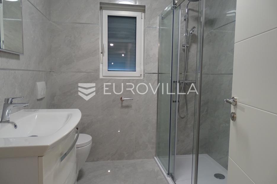 Appartamento In vendita -  Malinska-Dubašnica