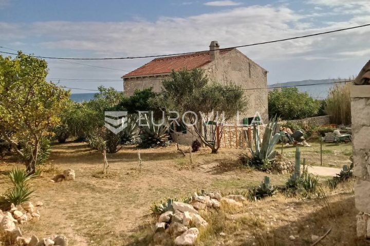 Kuća na prodaju 160 m² – Vele Srakane