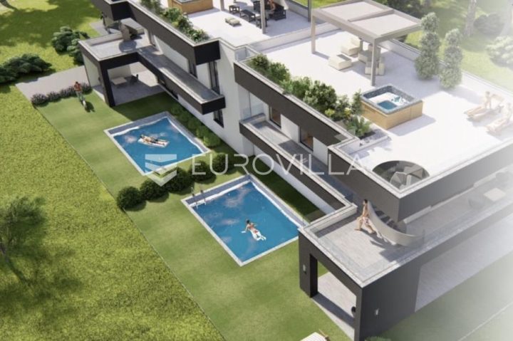 Kuća na prodaju 380 m² – Vir