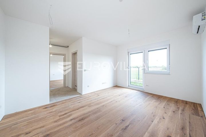 Stan na prodaju 60 m² – Donje Rakarje