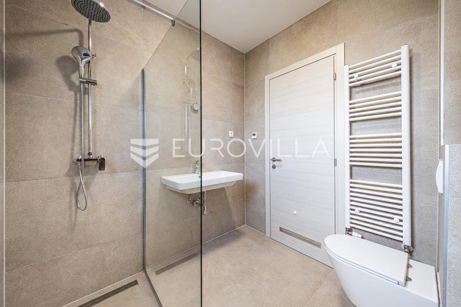 Apartma Naprodaj - Zagrebačka Velika Gorica
