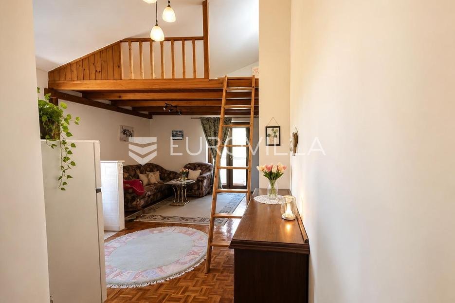Flat For sale - Primorsko-goranska Crikvenica