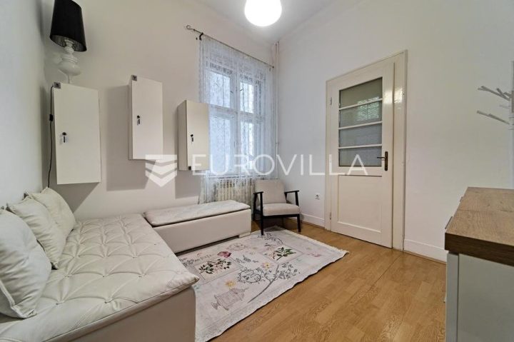 Apartma naprodaj 80 m² – Gornji Grad / Centar