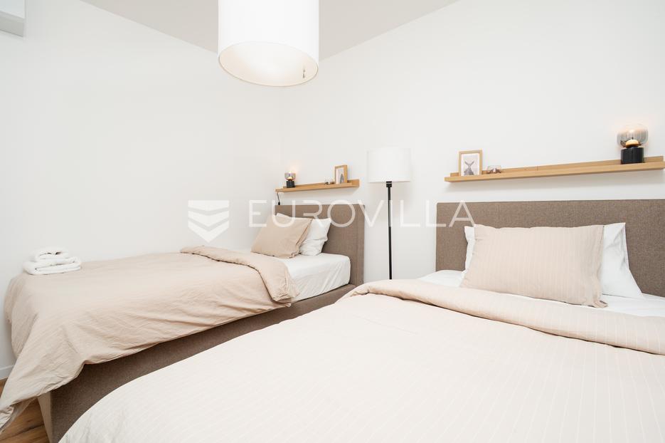 Flat For sale -  Zadar - Okolica
