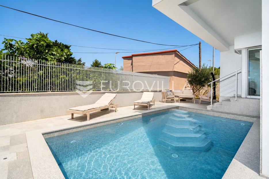Flat For sale -  Zadar - Okolica