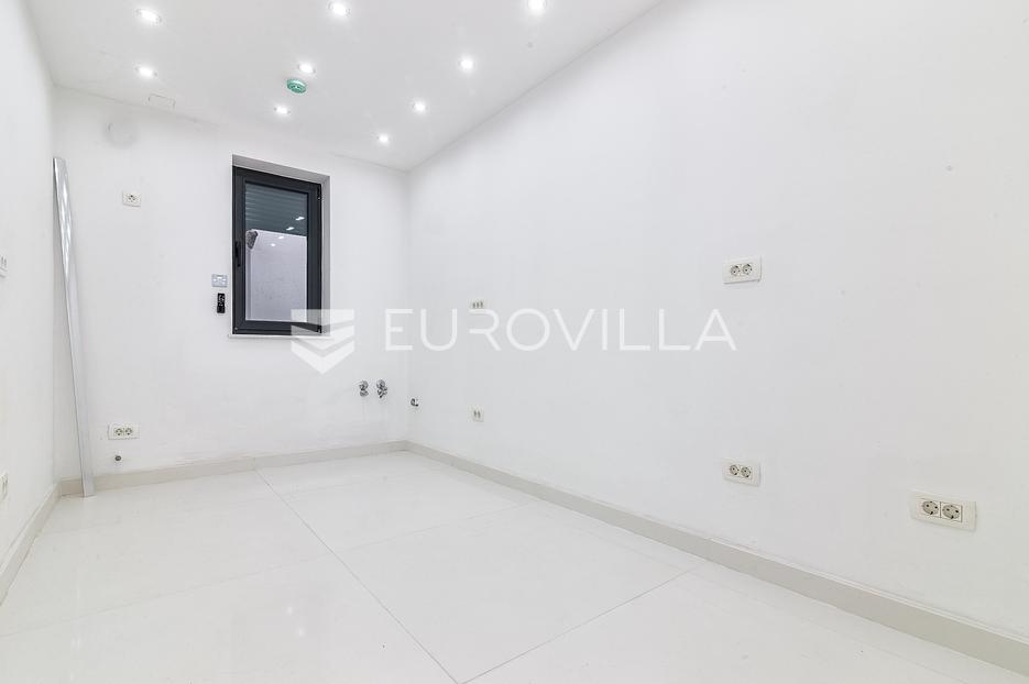 House For sale - Grad Zagreb Gornji Grad - Medveščak - foto 3/34