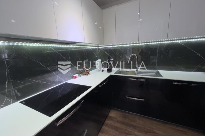 Appartamento In vendita - Novigrad - foto 3/6