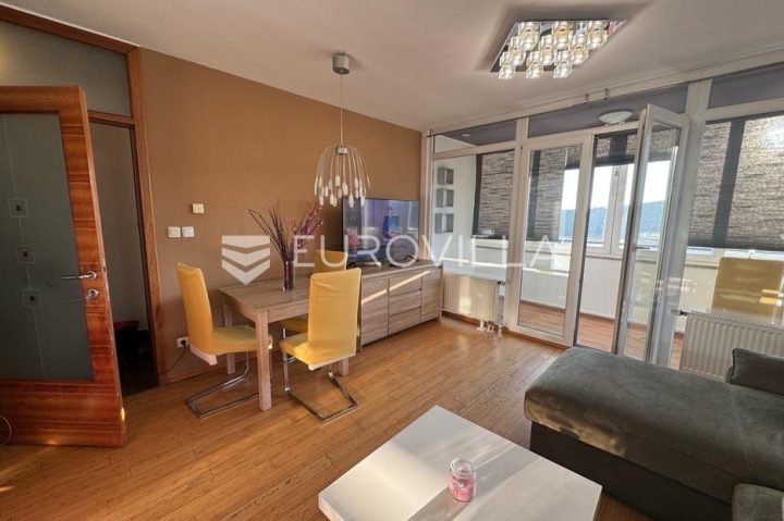 Appartement à vendre 77 m² – Škurinje