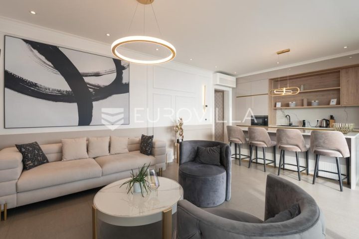 Flat for sale 95 m² – Ploče