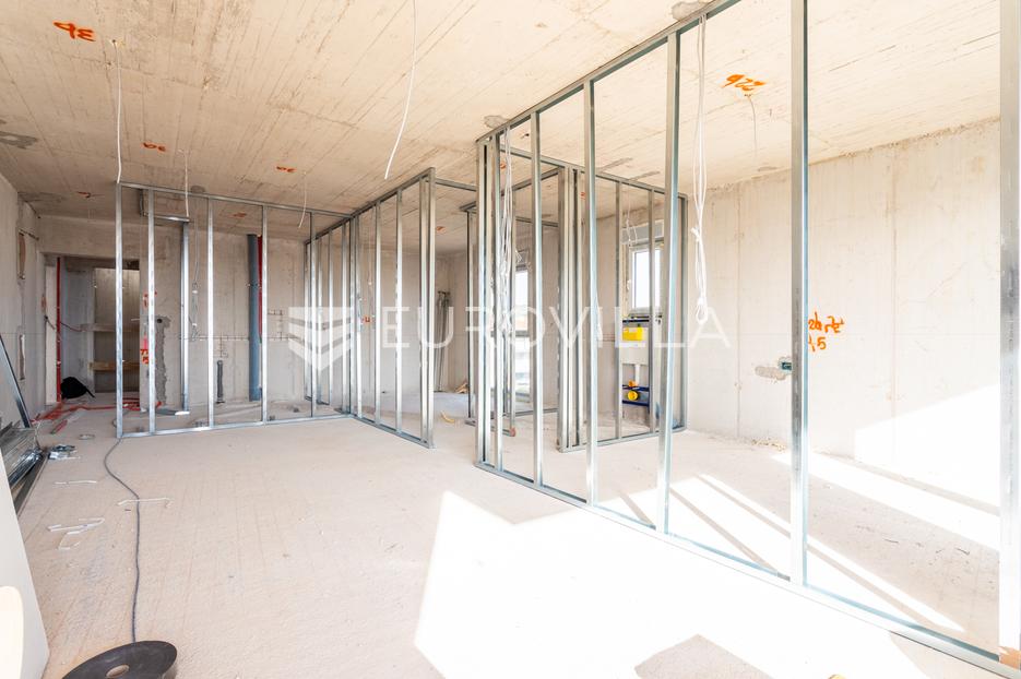 Apartment Zu verkaufen -  Okrug