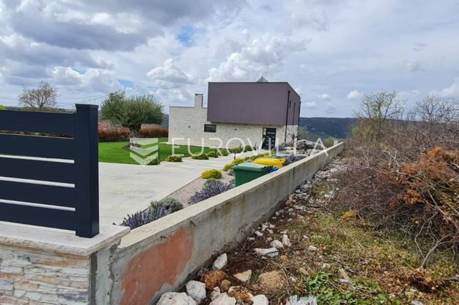 Parcela Naprodaj - Istarska Raša