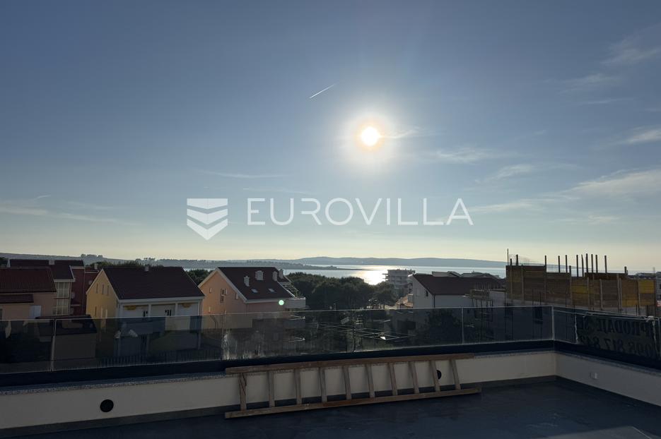 Appartamento In vendita -  Povljana