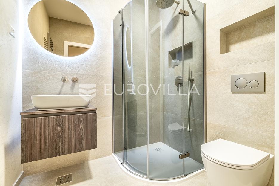 Apartment Zu verkaufen -  Donji Grad