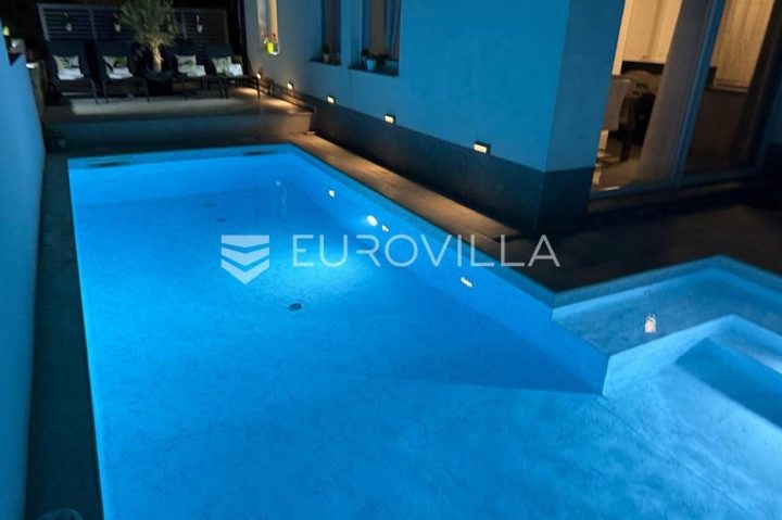 Haus Zu verkaufen - Splitsko-dalmatinska Okrug - foto 3/19