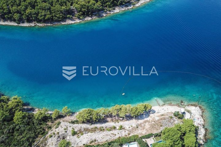 Land for sale 17500 m² – Povlja