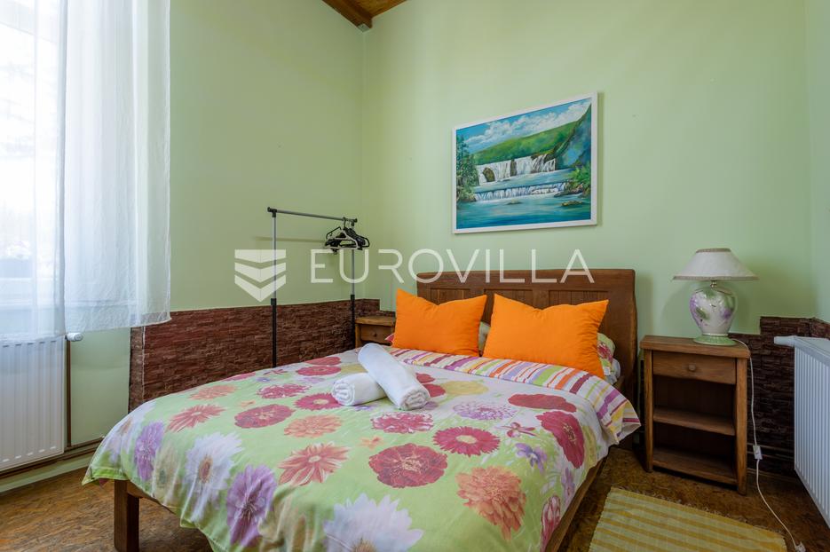 Casa In vendita -  Kneževi Vinogradi