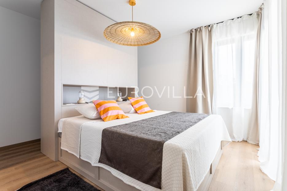 Casa In vendita -  Šibenik - Okolica