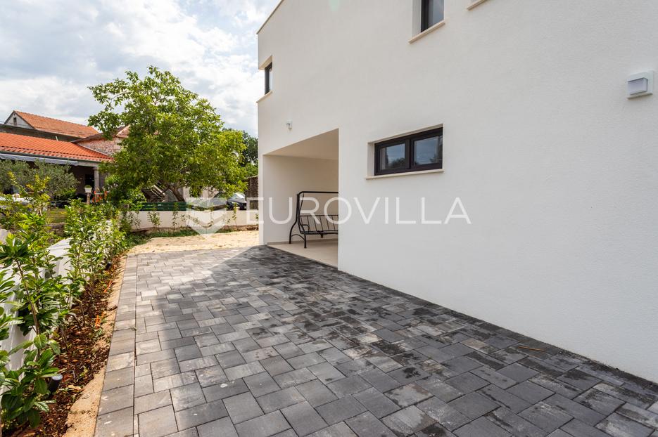 Casa In vendita -  Šibenik - Okolica