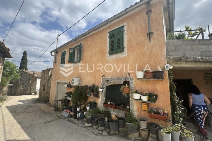 Casa in vendita 200 m² – Kršikla