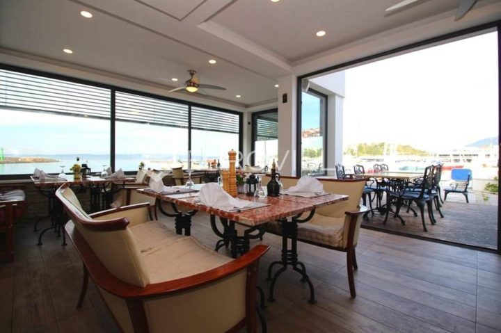 Poslovni prostor na prodaju 230 m² – Novi Vinodolski