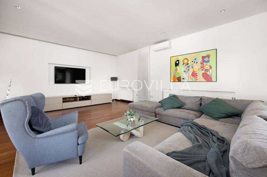 House For sale - Istarska Medulin
