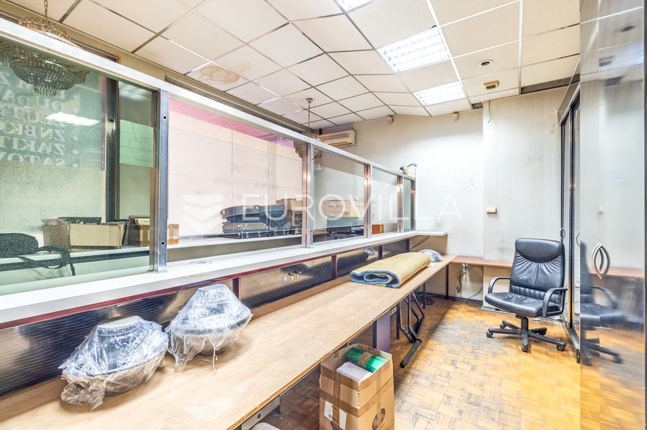 Locaux commerciaux À vendre -  Črnomerec