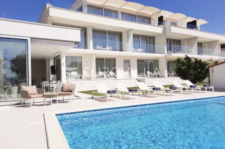 Hotel for sale 760 m² – Borik