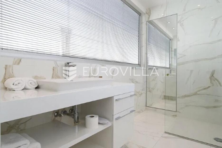 Hotel For sale -  Zadar